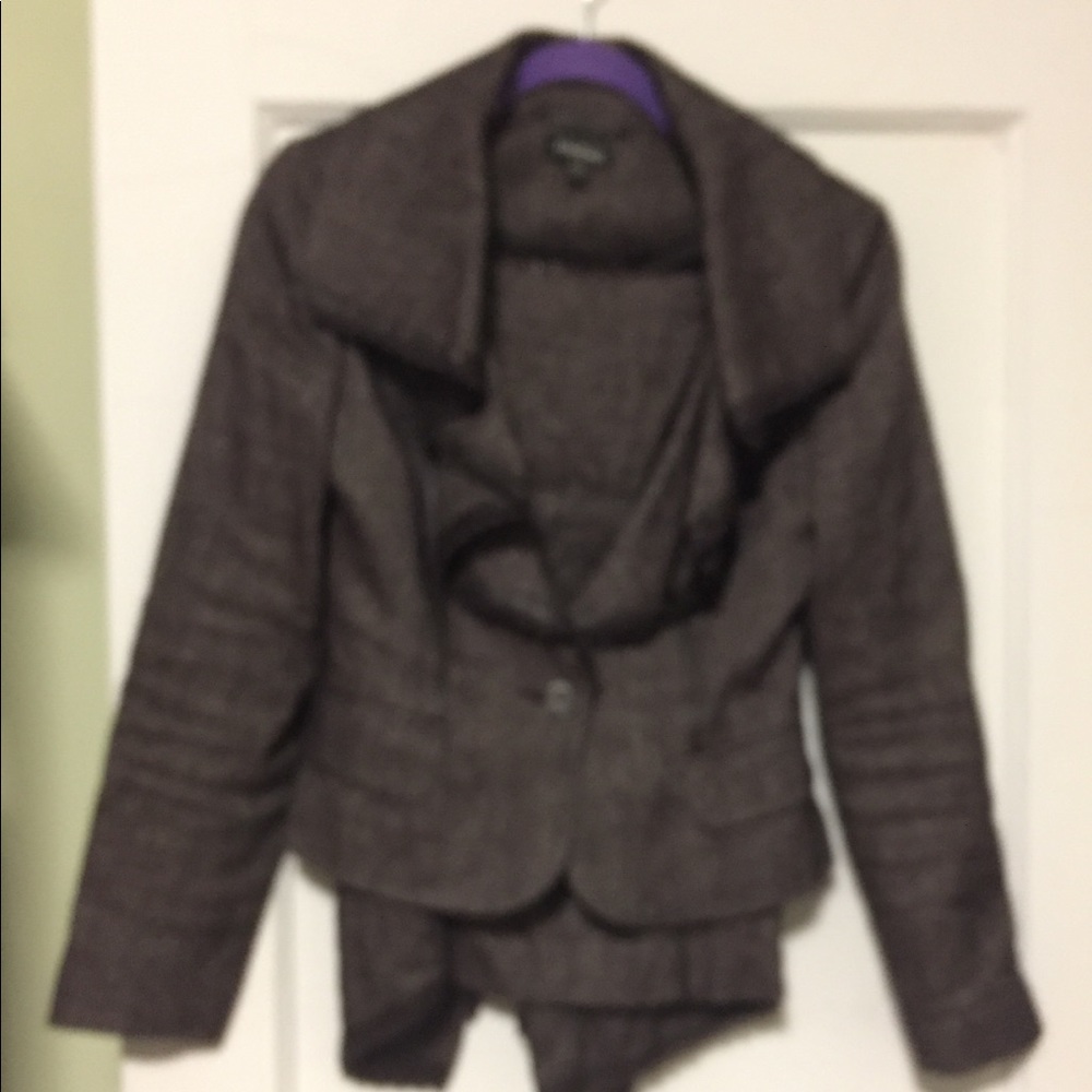 Bebe brown tweed suit size 6